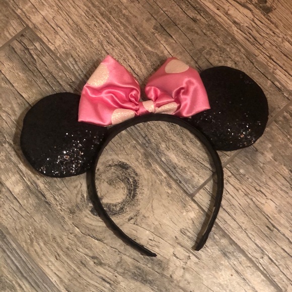 minnie mouse disneyland headband bow and ears - Picture 3 of 3